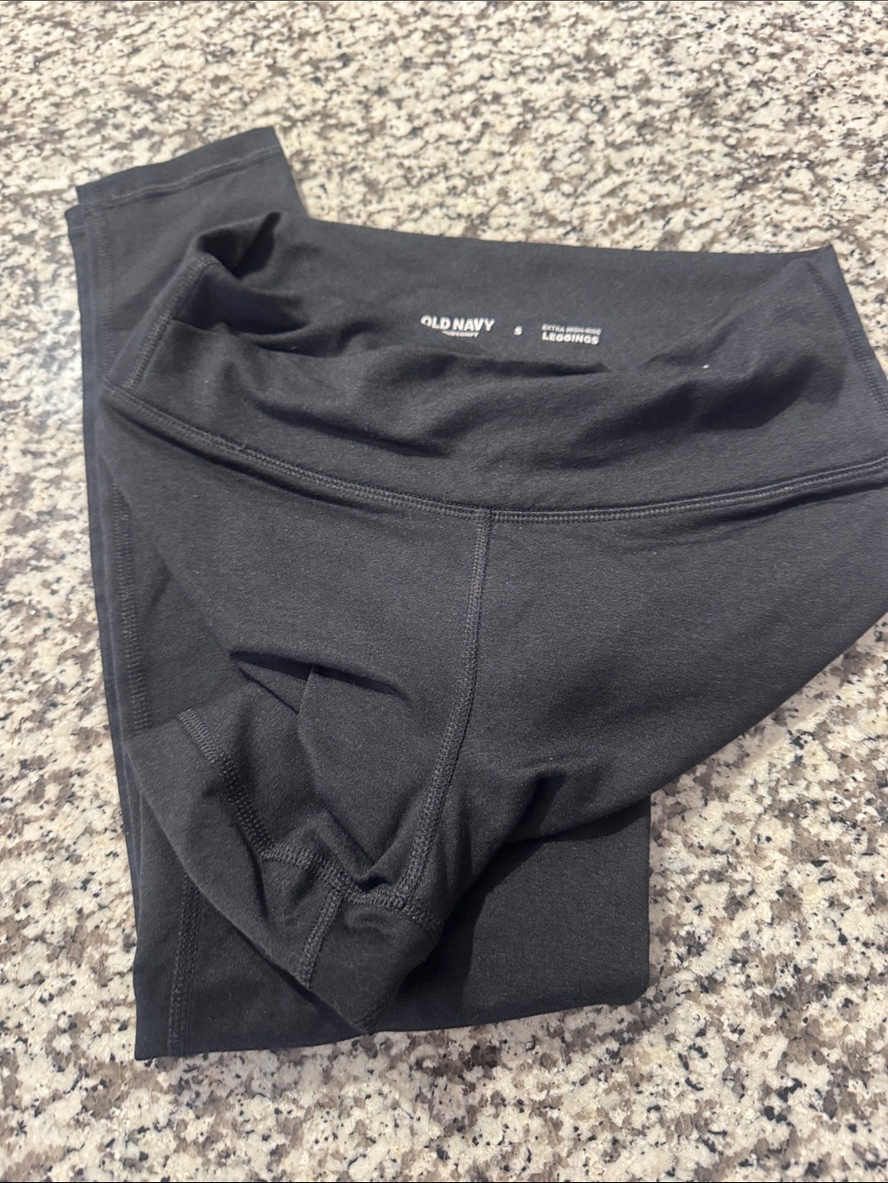 Old Navy Women’s Black Active Leggings